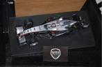 1:18 F1 MCLAREN MONTOYA #10 Minichamps SCHADE SEE INFO WRH, Hobby en Vrije tijd, Modelauto's | 1:18, Ophalen of Verzenden, Gebruikt