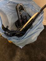 Moet voor vrijdag weg! ! Zak vol Kledinghangers 50 stuks, Kleding | Dames, Kledinghangers, Ophalen, Gebruikt, Kunststof, Volwassenen