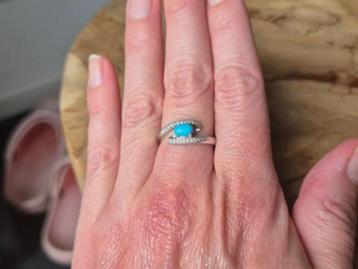 14 karaat witgouden ring, turkoois en diamant beschikbaar voor biedingen