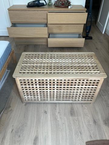 storage boxe beschikbaar voor biedingen