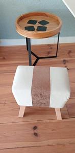 Bijzet tafel en voetenbankje, Ophalen, Minder dan 55 cm, Rond, Zo goed als nieuw