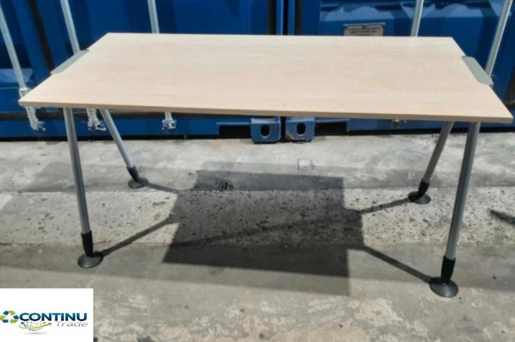 Bureau 140x70 cm Ahorn blad, Doe-het-zelf en Verbouw, Werkbanken, Gebruikt, 120 tot 170 cm, Ophalen of Verzenden