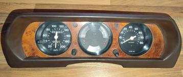 Kmteller Peugeot 504 instrumentenbord beschikbaar voor biedingen