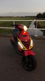 Zip 4t costum, Fietsen en Brommers, Scooters | Piaggio, Zip, Ophalen of Verzenden, Zo goed als nieuw, Benzine