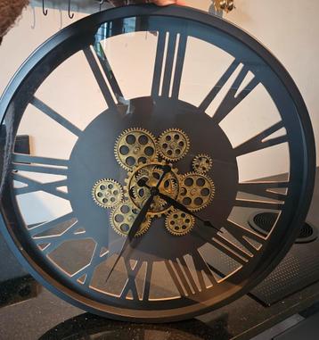 Grote zwarte klok met glas en goud, 55 cm, perfecte staat beschikbaar voor biedingen