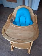 Houten kinderstoel met stoelverkleiner en tuigje, Ophalen, Zo goed als nieuw, Stoel(en)