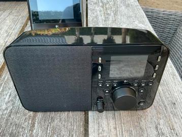 Stijlvolle Logitech Squeezebox Radio in de kleur: Zwart beschikbaar voor biedingen