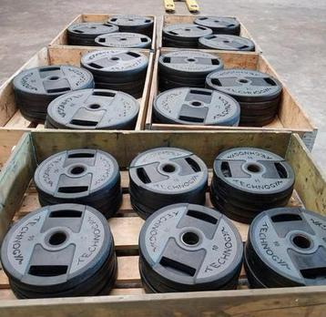 10 en 20 kg - technogym schijven beschikbaar voor biedingen
