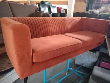 Mooie Stoffen Bank - Stijlvol & Comfortabel! beschikbaar voor biedingen