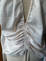 Gina Tricot Beige Blouse met Plooi Detail - Maat 36, Gina Tricot, Beige, Ophalen of Verzenden, Zo goed als nieuw