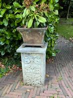 2 betonnen klassieke zuilen met gietijzeren bloempot., Huis en Inrichting, Woonaccessoires | Zuilen en Pilaren, Ophalen, Gebruikt