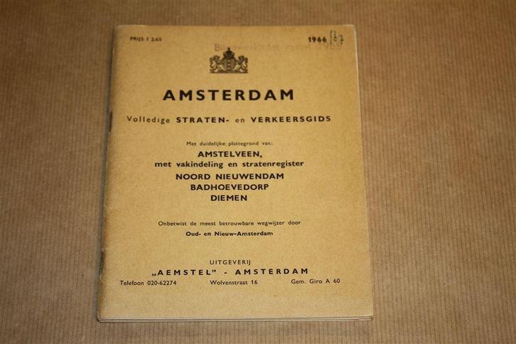 Straten- en Verkeersgids Amsterdam - 1966, Boeken, Geschiedenis | Stad en Regio, Gelezen, 20e eeuw of later, Ophalen of Verzenden