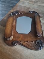 Brocante spiegel met borstels, Antiek en Kunst, Antiek | Spiegels, Ophalen of Verzenden, Rechthoekig, Minder dan 50 cm