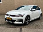 Volkswagen Golf 7.5 GTI 2.0 TSI 230pk 3D DSG - 2017, Auto's, Stof, 4 cilinders, 1984 cc, Wit