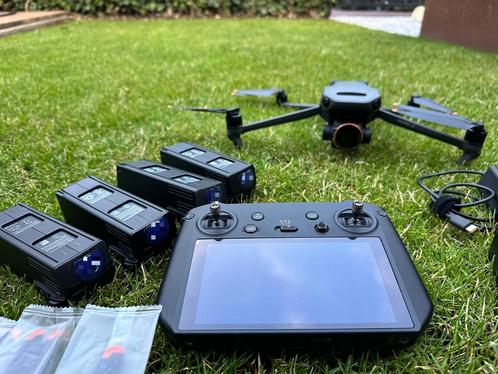 DJI Mavic Pro 3 - RC pro - 4 accu’s, Audio, Tv en Foto, Drones, Gebruikt, Ophalen of Verzenden