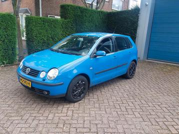 Volkswagen 2002 Blauw 5 deurs beschikbaar voor biedingen