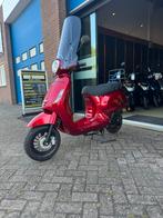 Riva bromscooter, Fietsen en Brommers, Ophalen