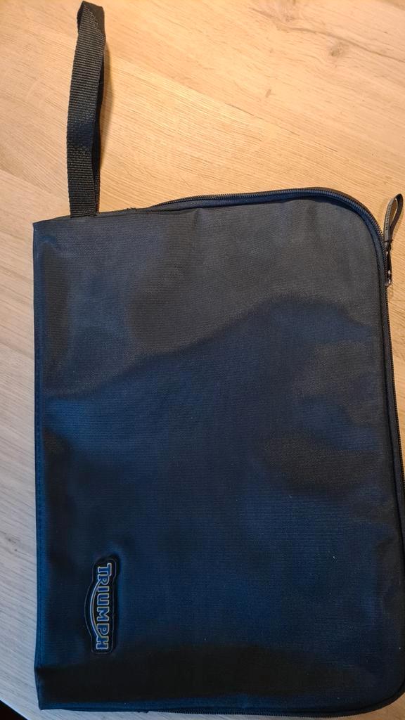 Triumph Documentenmap / Laptoptas - Nieuw!, Motoren, Accessoires | Koffers en Tassen, Ophalen of Verzenden