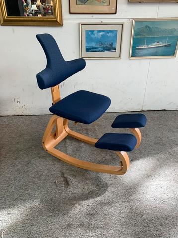 Fauteuil Stokke kniestoel Varier Thatsit geavanceerde versie beschikbaar voor biedingen