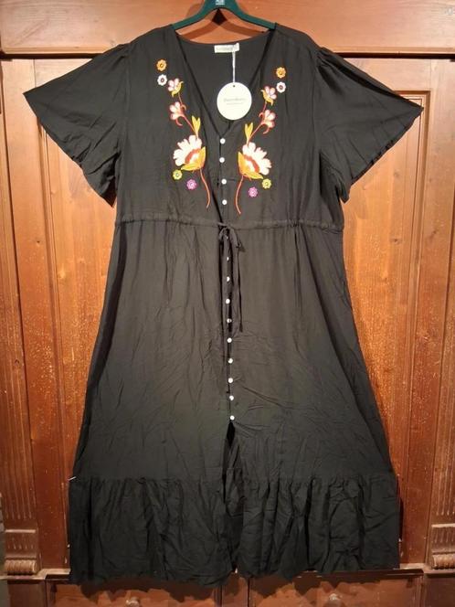 prachtige Boho jurk zwart met applicatie 48/52, Kleding | Dames, Grote Maten, Nieuw, Jurk, Zwart, Ophalen of Verzenden