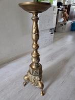 Een messing kandelaar of altaarstuk 68 cm groot., Ophalen of Verzenden