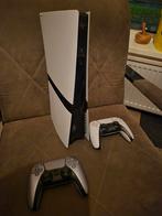 PS5 Pro + 2 Controllers (4 maanden oud), Spelcomputers en Games, Ophalen, Zo goed als nieuw