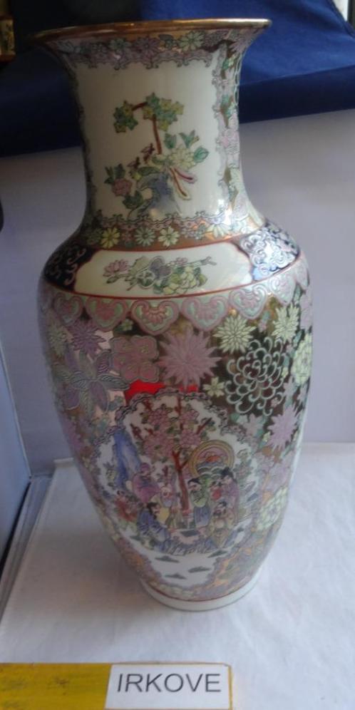 GROTE CHINESE VAAS * Een Hele Mooie ! *, Antiek en Kunst, Antiek | Vazen, Ophalen of Verzenden