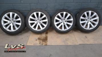 Velgen set + banden van een Volkswagen Scirocco beschikbaar voor biedingen