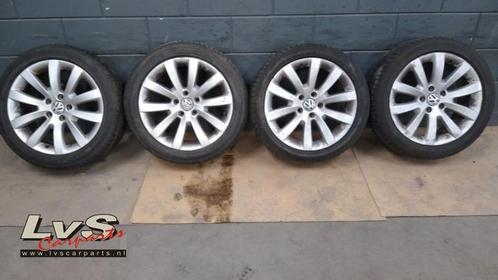 Velgen set + banden van een Volkswagen Scirocco, Auto-onderdelen, Banden en Velgen, Personenwagen, Gebruikt, 3 maanden garantie