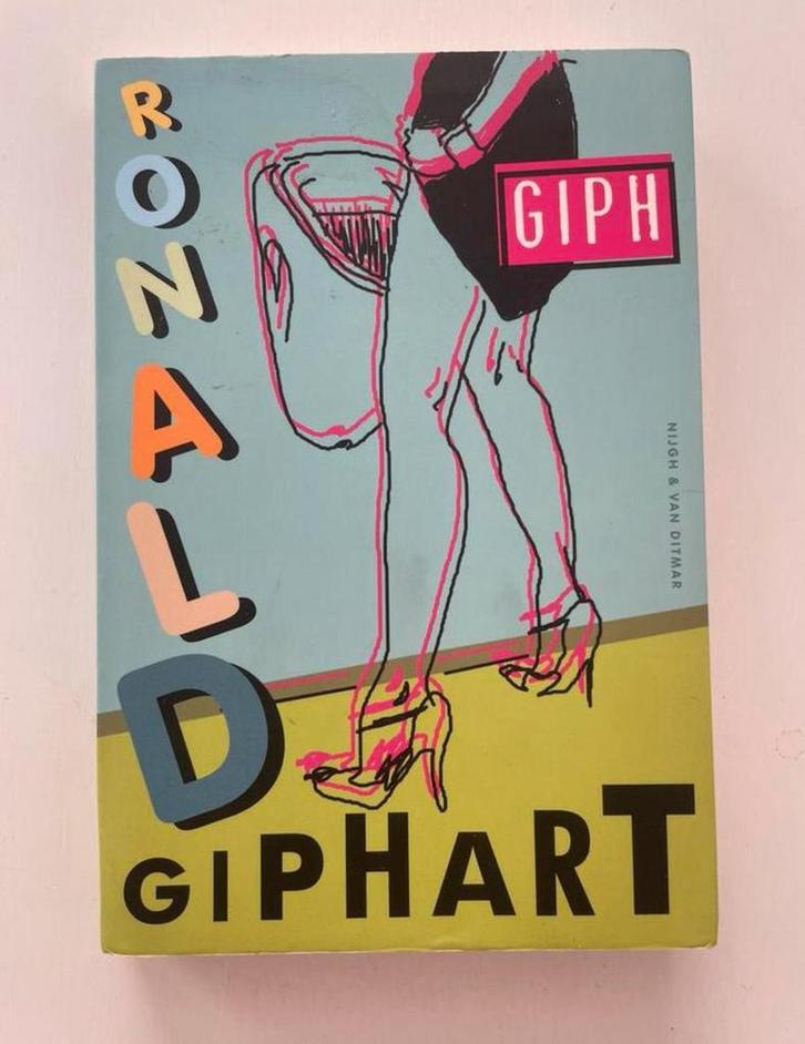 Boek Ronald Giphart - Giph in NIEUWSTAAT, Boeken, Literatuur, Zo goed als nieuw, Ophalen of Verzenden