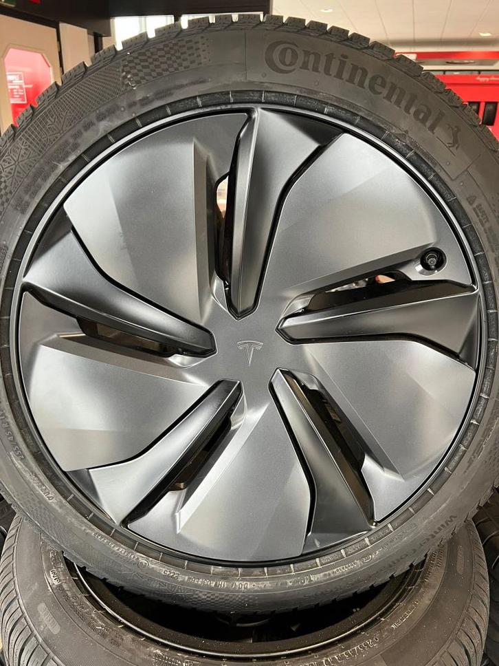 19" Tesla Model Y Crossflow winterset, Auto-onderdelen, Banden en Velgen, Banden en Velgen, Zomerbanden, 19 inch, 255 mm, Personenwagen