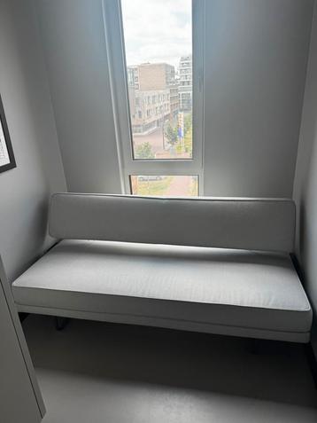 Bed Habits 109 - design slaapbank beschikbaar voor biedingen