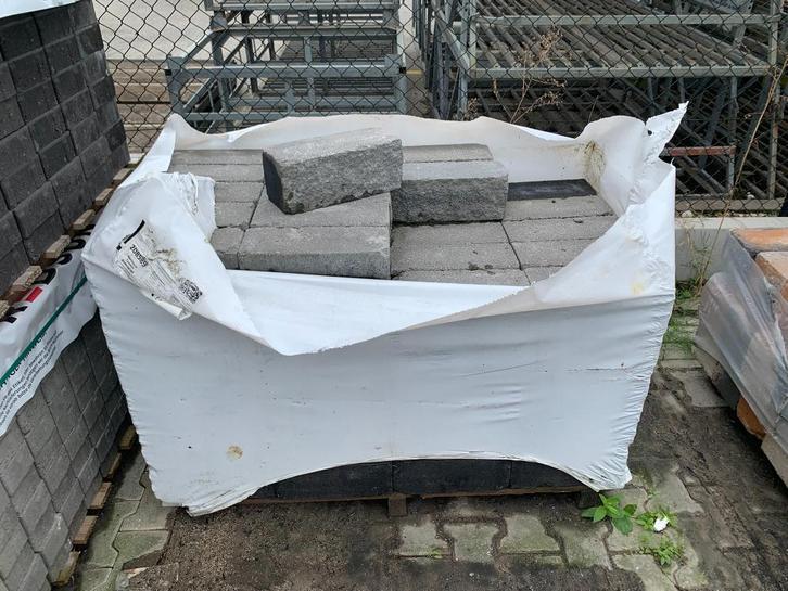 Stapelblok Wallblock Split 12x12x30 cm Grijs - J&W 74, Tuin en Terras, Bielzen en Borders, Nieuw, Blok, Beton, Minder dan 25 cm