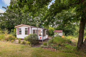 Prijs verlaagd! 2 nette chalets te koop beschikbaar voor biedingen