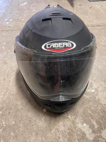 Motor helm beschikbaar voor biedingen