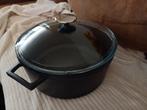 Lava zwarte gietijzeren pan met glazen deksel. 29 cm., Huis en Inrichting, Keuken | Potten en Pannen, Ophalen of Verzenden, Zo goed als nieuw