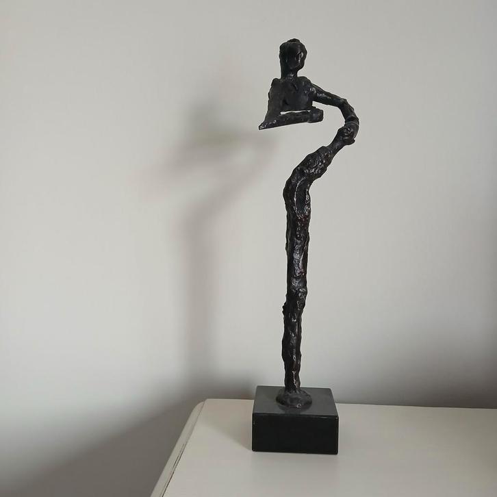 Bronzen beeld Klaas van den Berg, Antiek en Kunst, Kunst | Designobjecten, Ophalen of Verzenden