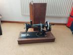 Antieke Naaimachine Pfaff Csepel 31, Antiek en Kunst, Antiek | Naaimachines, Ophalen