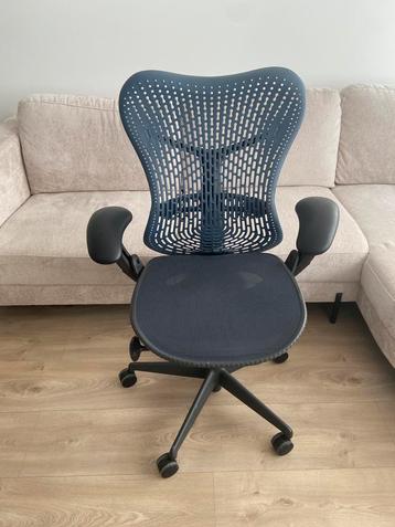 Herman Miller Mirra bureau-/gamestoel (hele nette staat) beschikbaar voor biedingen