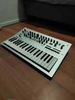 Korg Minilogue analoge synthesizer – topstaat met adapter, Muziek en Instrumenten, Ophalen of Verzenden, Zo goed als nieuw, Overige aantallen