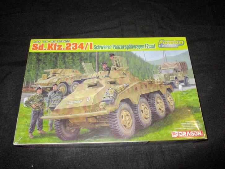 H-526,DRAGON 1-35,NO,6879,Sd.Kfz. 234/1 Schwerer Panzerspähw, Hobby en Vrije tijd, Modelbouw | Auto's en Voertuigen, Nieuw, Tank