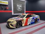 1/24 #18 Kyle Busch Snickers Almond 2018, Hobby en Vrije tijd, Modelauto's | 1:24, Ophalen of Verzenden, Zo goed als nieuw, Auto