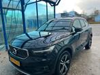 Volvo XC40 2.0 T4  Inscription | Pano /Trekhaak |Origi NL, Auto's, Volvo, 1800 kg, Euro 6, 4 cilinders, 1969 cc