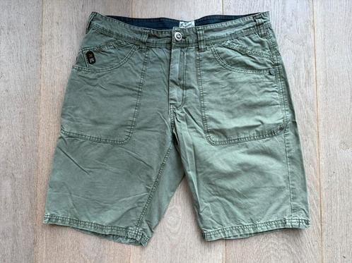 legergroene korte broek maat 33 VANGUARD, Kleding | Heren, Broeken en Pantalons, Gedragen, Overige maten, Groen, Ophalen of Verzenden