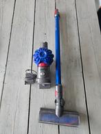 Dyson stofzuiger V7 Werkend, gebruikt, originele onderdelen, Gebruikt, Stofzuiger, Ophalen of Verzenden, Minder dan 1200 watt