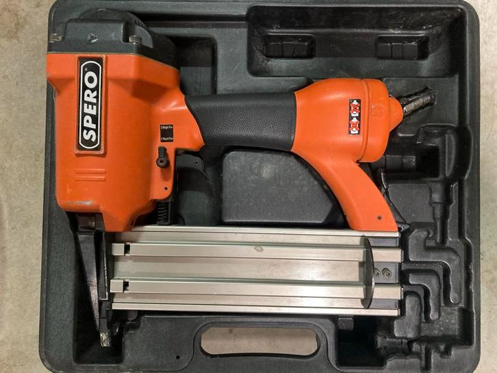 Spero NT2264 Perslucht Spijkertacker - Zo goed als nieuw!, Doe-het-zelf en Verbouw, Gereedschap | Overige machines, Gebruikt, Ophalen of Verzenden