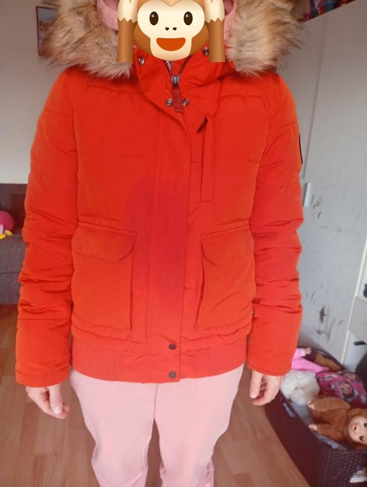 Mooie winterjas van Superdry, Kleding | Dames, Jassen | Winter, Zo goed als nieuw, Maat 38/40 (M), Oranje, Ophalen of Verzenden
