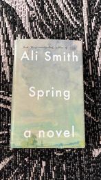 Boek Spring van Ali Smith te koop, Boeken, Verzenden, Zo goed als nieuw