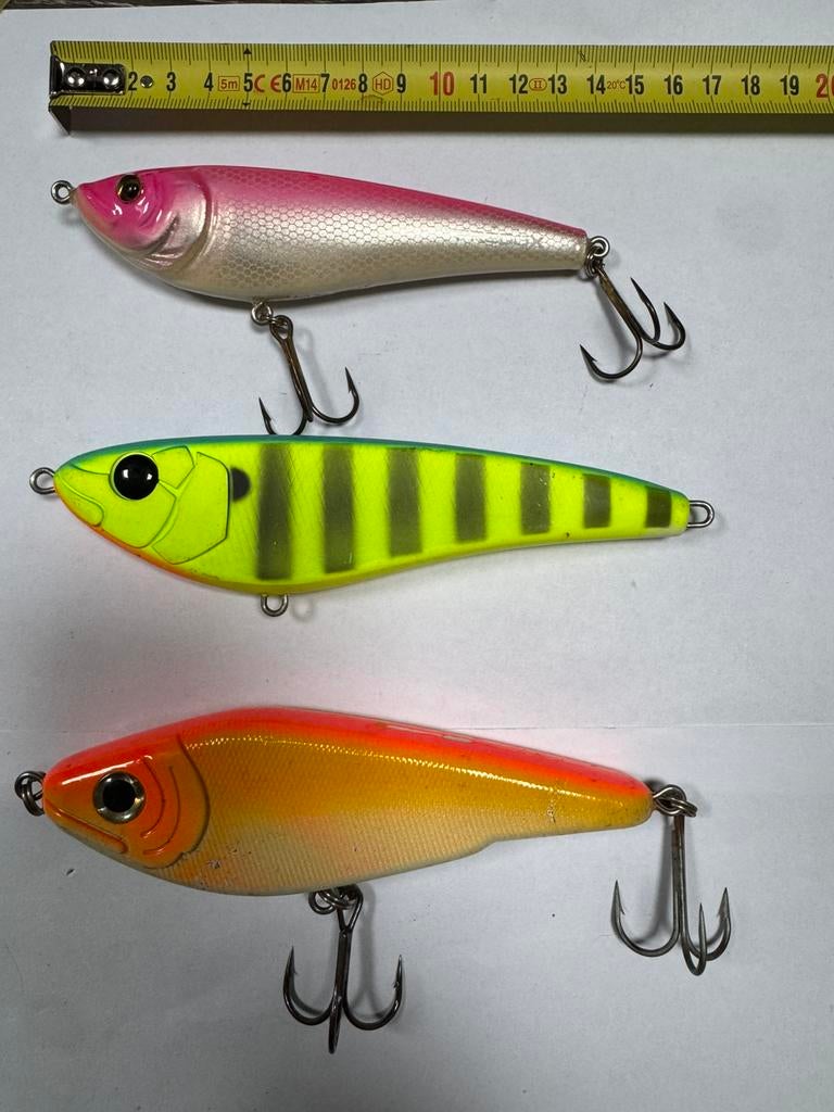 Diverse jerkbaits aangeboden, Ophalen of Verzenden, Zo goed als nieuw, Overige typen