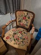 Antieke stoel met bijpassende voetenbank, Antiek en Kunst, Ophalen
